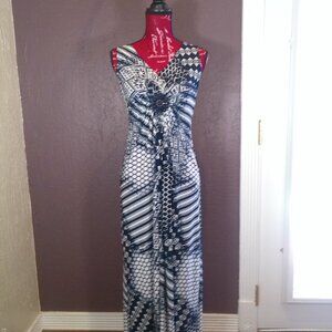 Richards Maxi Dress Beaded Size 10 Sleeveless Evening gown long V Neck Blue